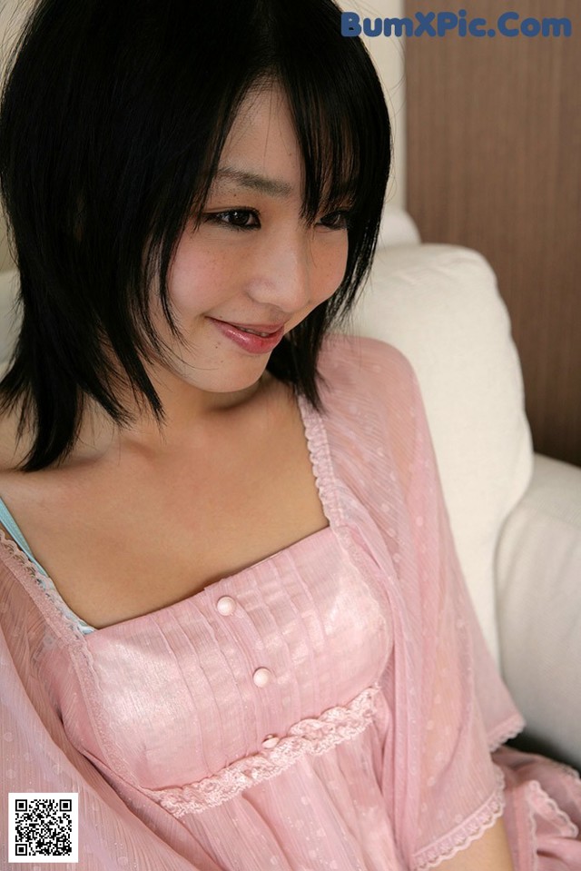 Momo Itoh - Yardschool Hand Job No.8b988c